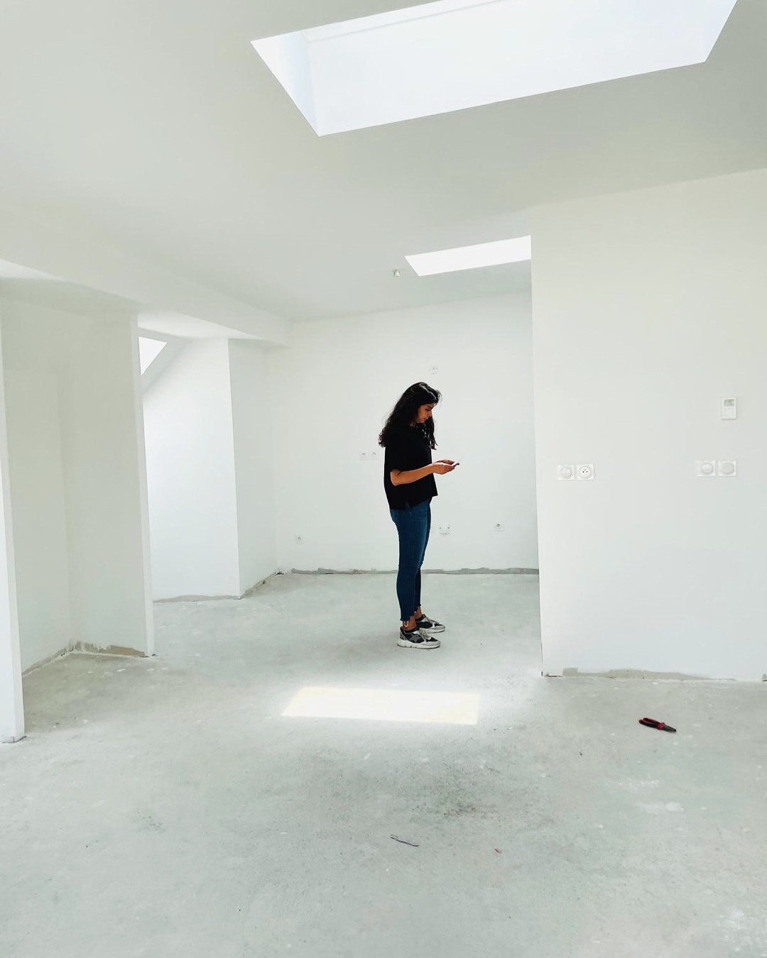 Dida on a renovation site